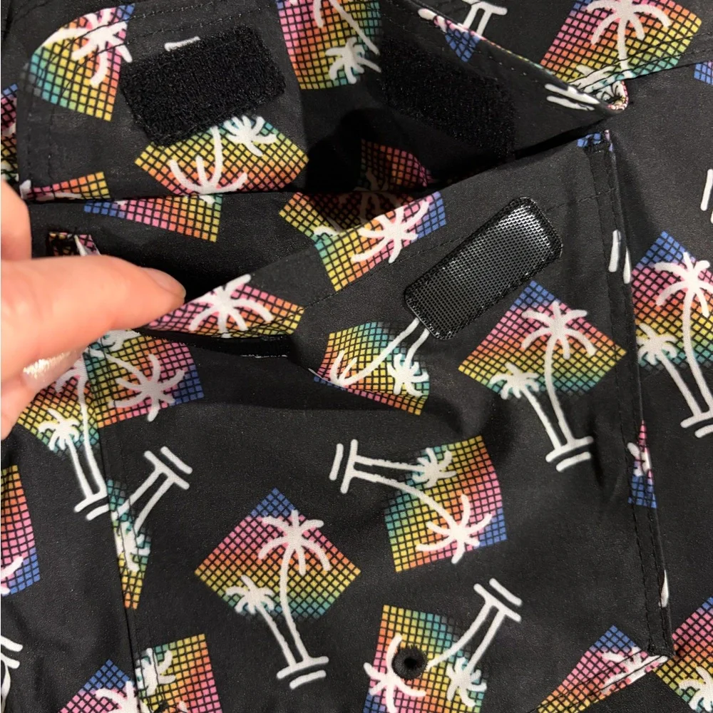 Hurley Black Board Shorts with Rainbow Palm Print NWT - Picture 6 of 7
